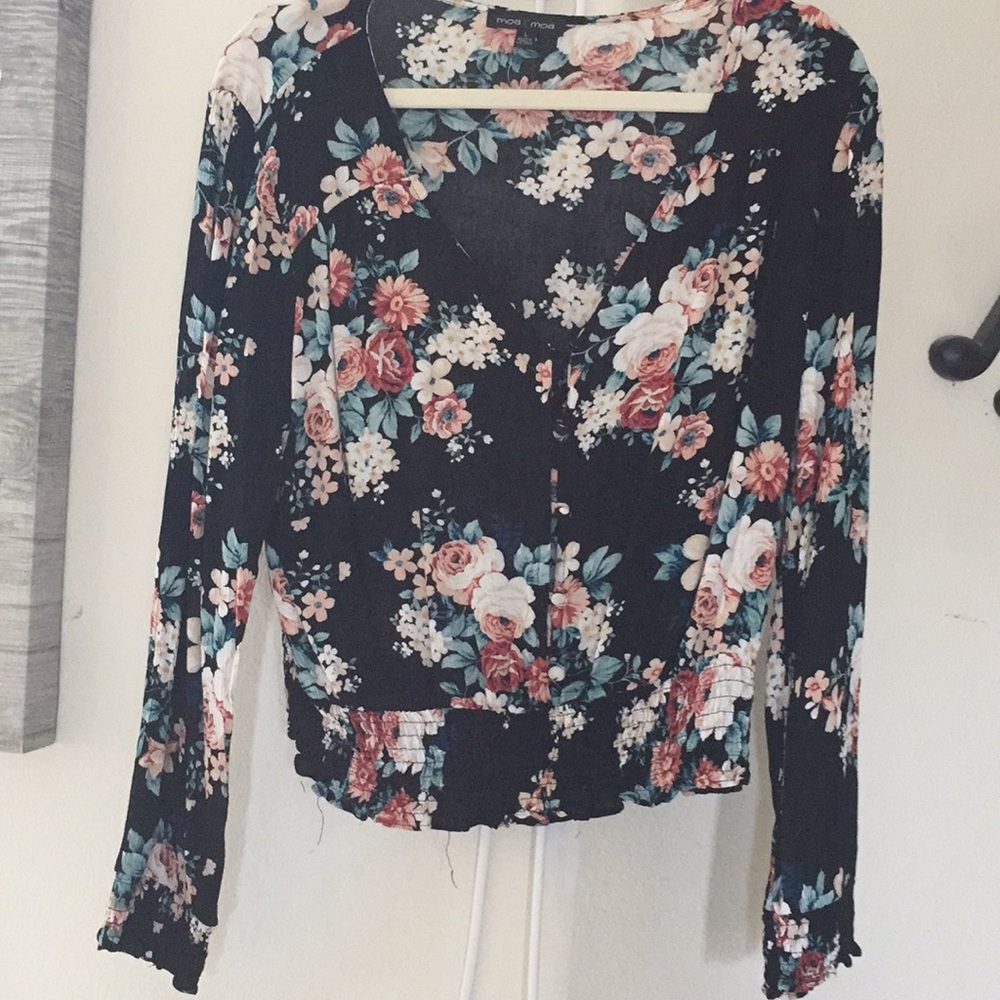 Long sleeve floral shirt size L